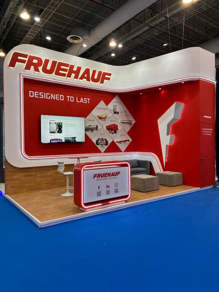 stand, expo, custom, renta, montaje, desmontaje Stand 6x3, custom, pantalla, led, neon, Expo The Logistics World, bodega